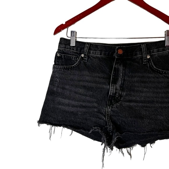 Urban Outfitters BDG Girlfriend High-Waisted Denim Short - Picture 7 of 14